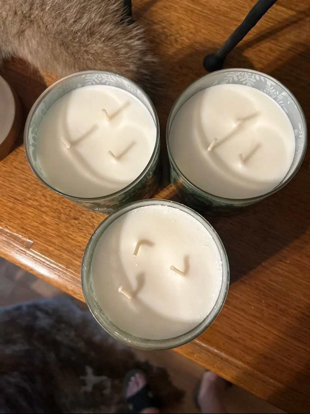 White Barn Iced Winter Balsam 3-Wick Candle Trio - Green - Picture 3 of 5